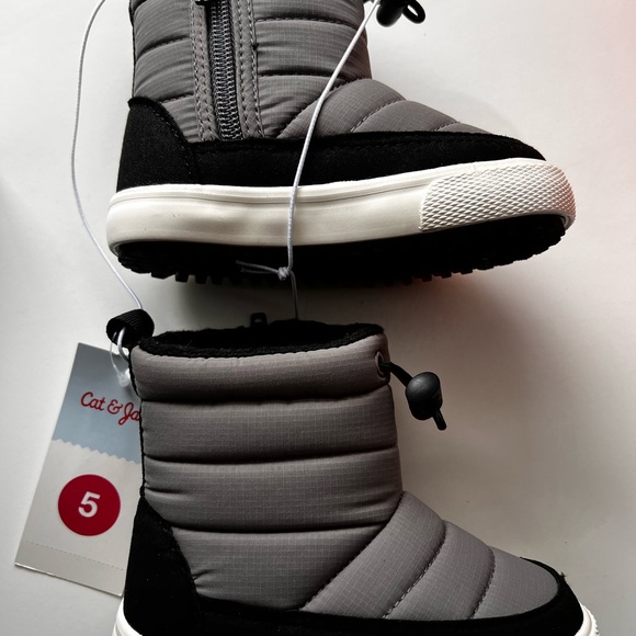 Cat & Jack Black Quilted Boots - Picture 4 of 7